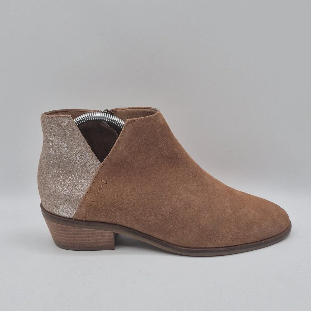 Frye and Co Boots Womens Size 9 Brown Suede Glitter Ankle Side Zip Western Style